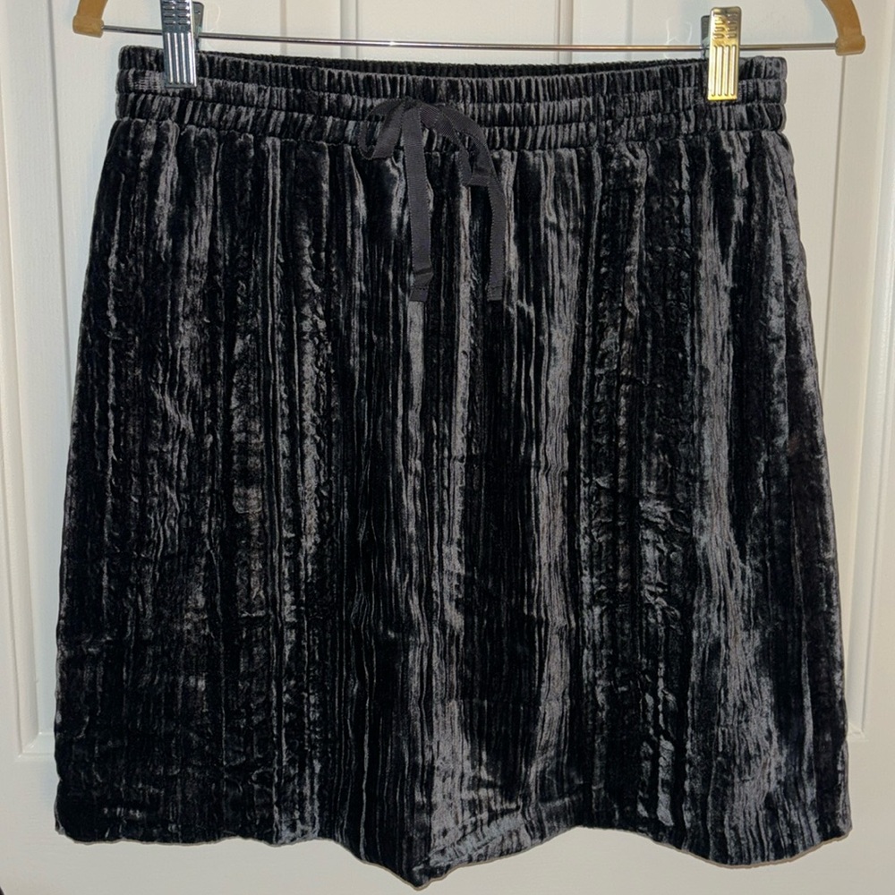 NWOT Loft Crushed Velvet Elastic Waist Skirt Gray Size Small